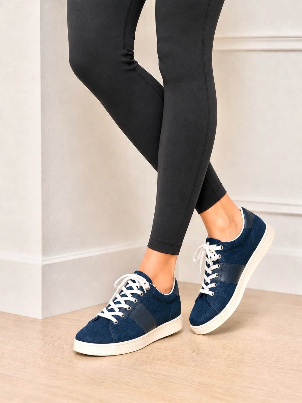 Sam Edelman Marquette Navy Denim Lace Up Sneakers Size 7.5 - Picture 1 of 12